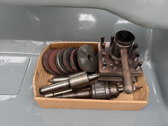 Hwacheon  WL-435  17x40G